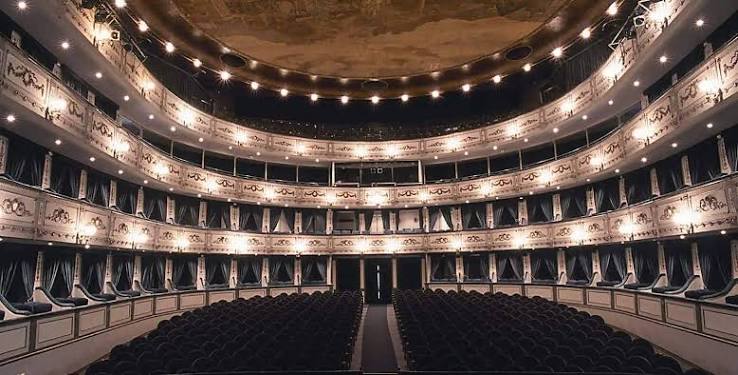 Teatro en Málaga y planes culturales en el centro histórico